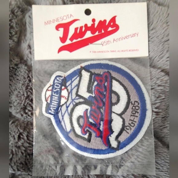 BNIP Vintage Minnesota Twins 25th Anniversary Patch - Picture 4 of 5